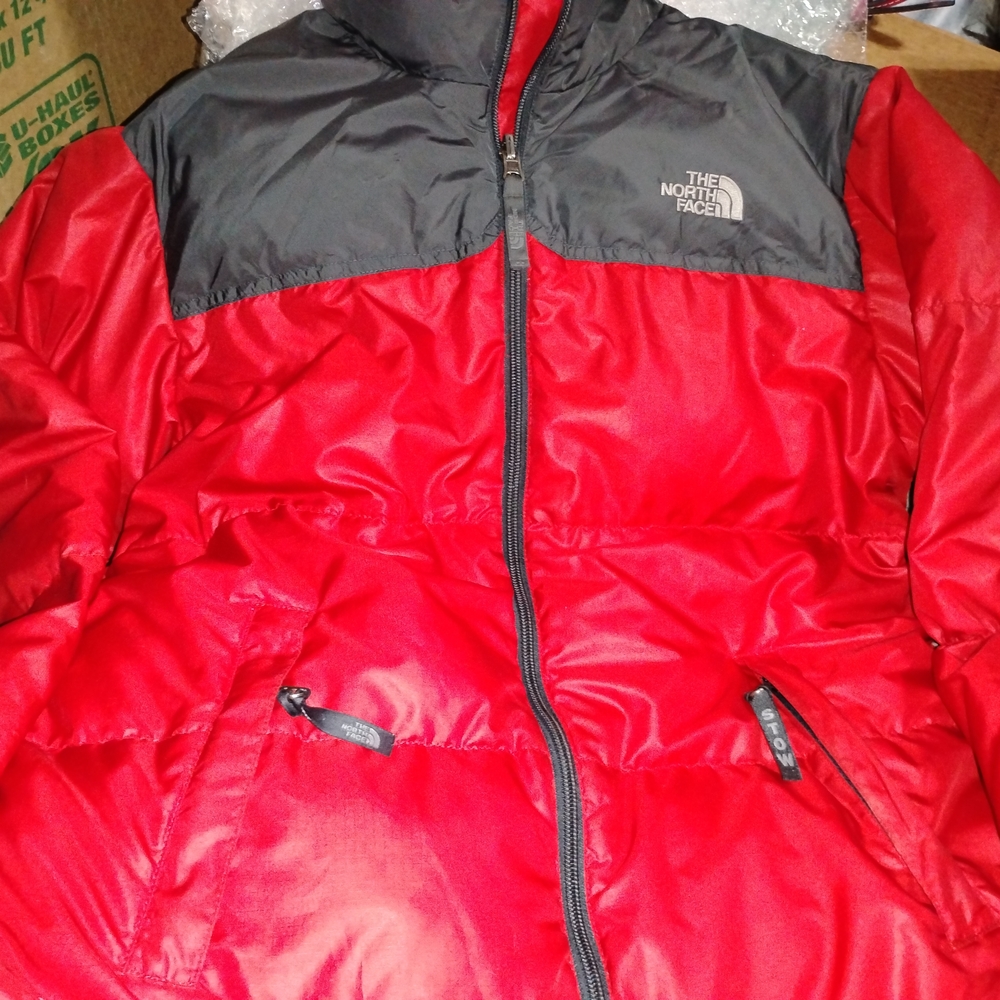 The North Face Men's Bold Red and Charcoal Puffer Jacket
